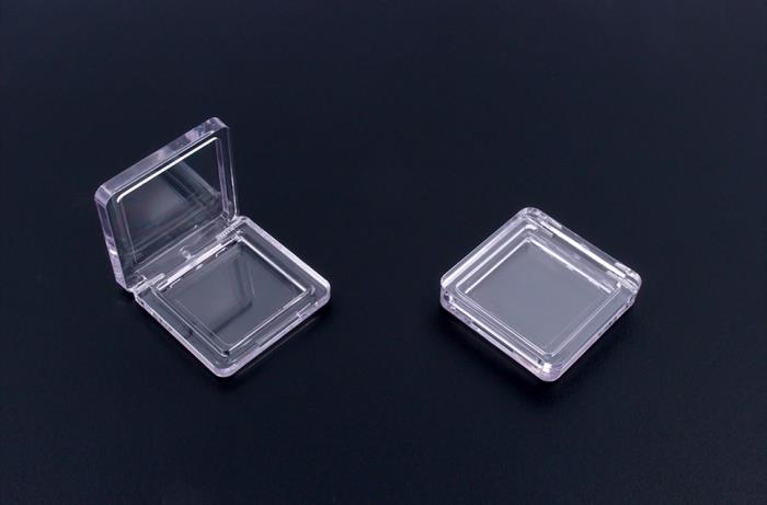 Clear square compact